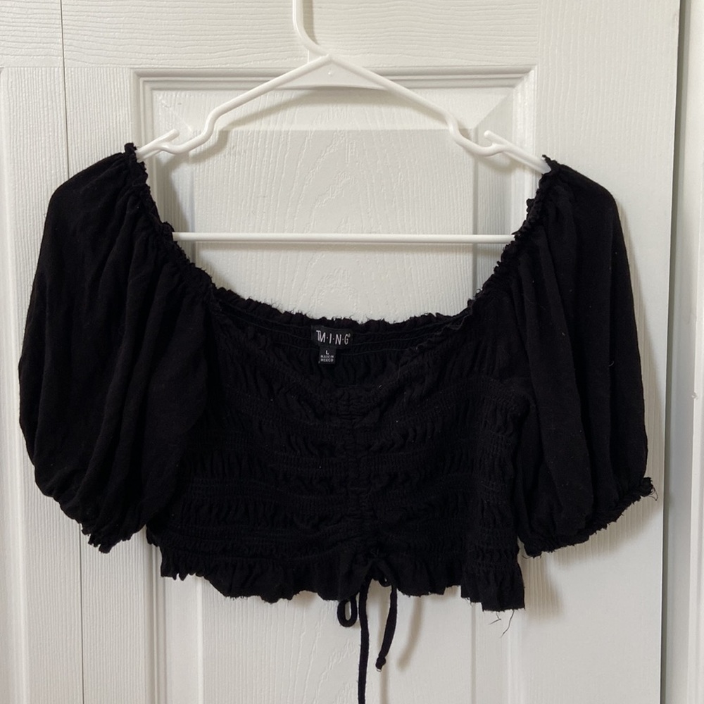 Black Puff Sleeve Cropped Top
